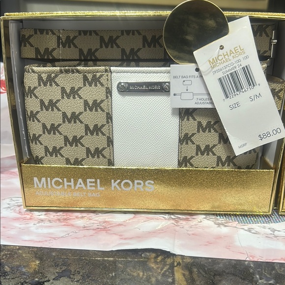 Michael Kors Beige Belt Bag - Picture 1 of 1